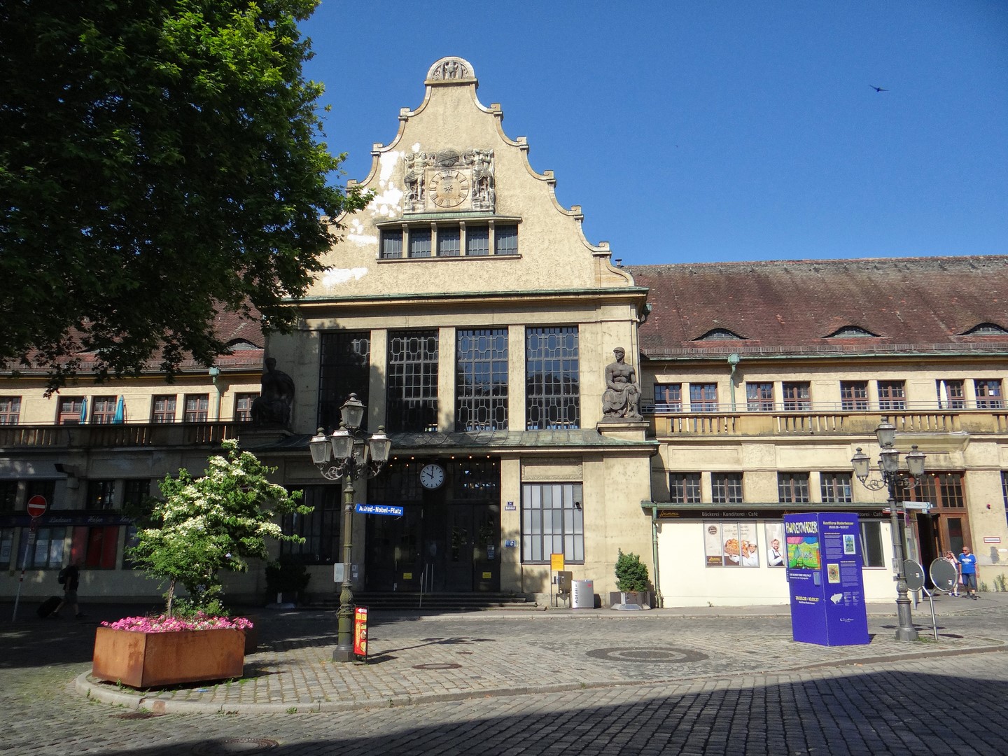 Photo 19